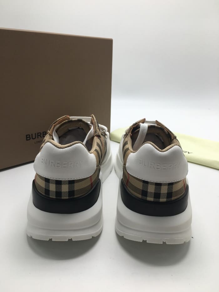 1730712870.5547WNcgSzZQMlbatch_KakaoTalk_20241104_182705821_03.jpg