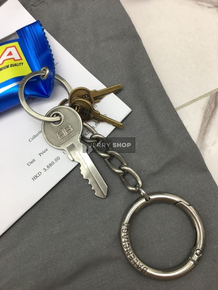 1755060916.4142ibsBjdUABmbatch_batch_Image_20250813134050.jpg